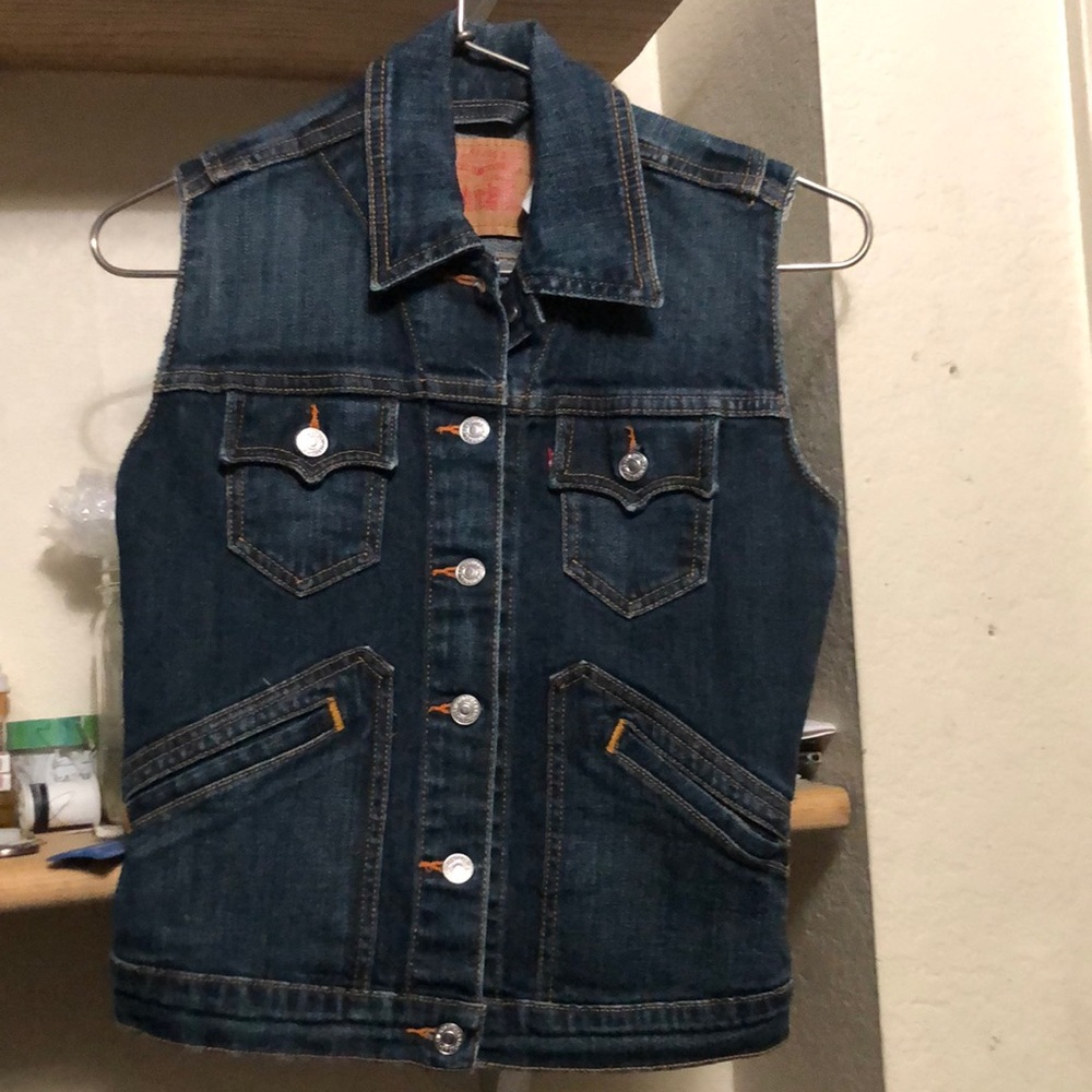 Levi Jean vest size Sm /Md